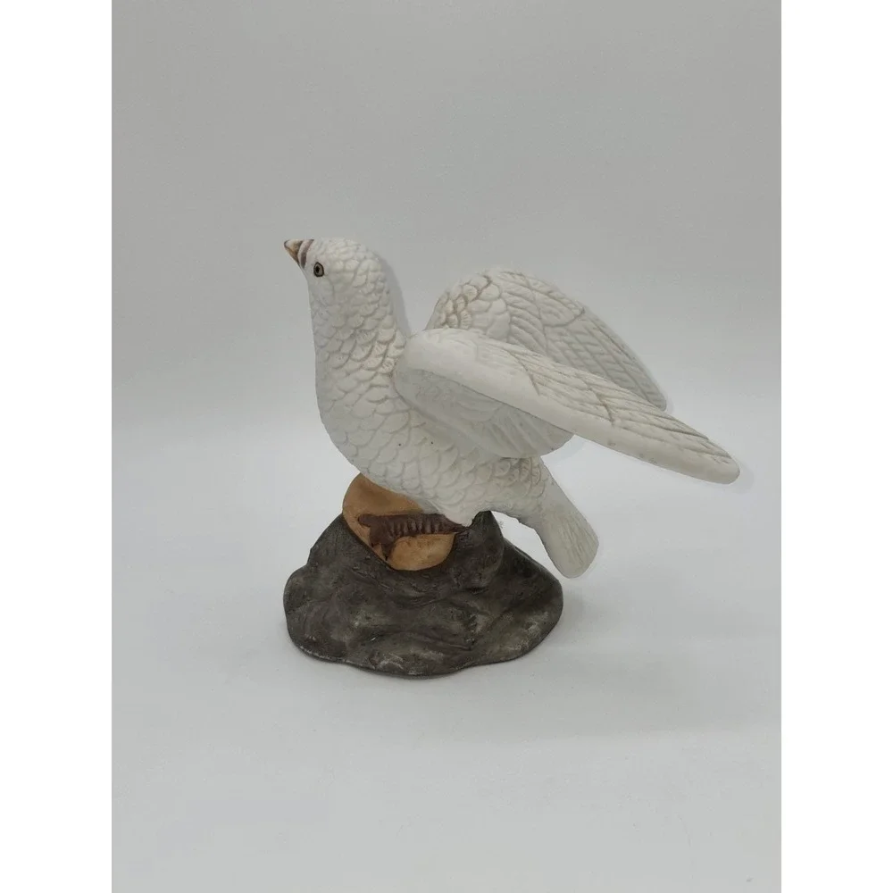 Vintage White Dove Bird Figurine Ceramic Sculpture Nature Woodland Decor